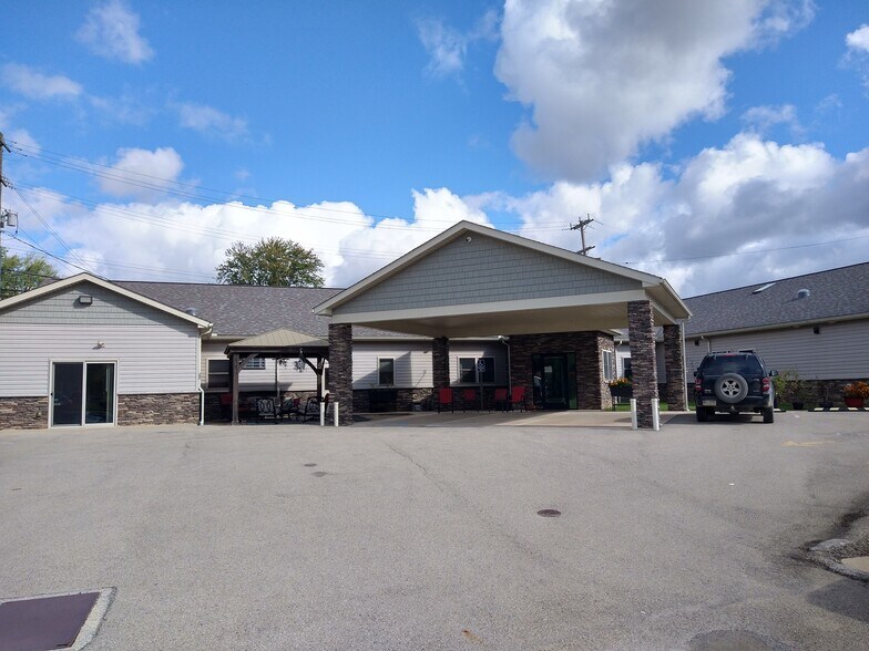 98 Foundry St, Punxsutawney, PA à vendre - Photo du bâtiment - Image 3 de 31