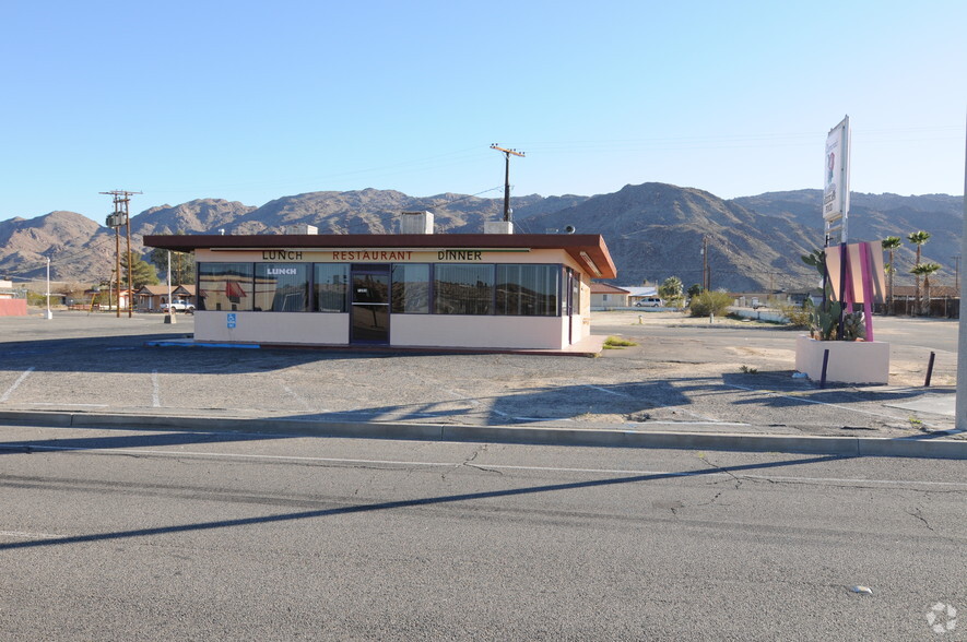 72115 29 Palms Hwy, Twentynine Palms, CA for sale - Primary Photo - Image 1 of 1