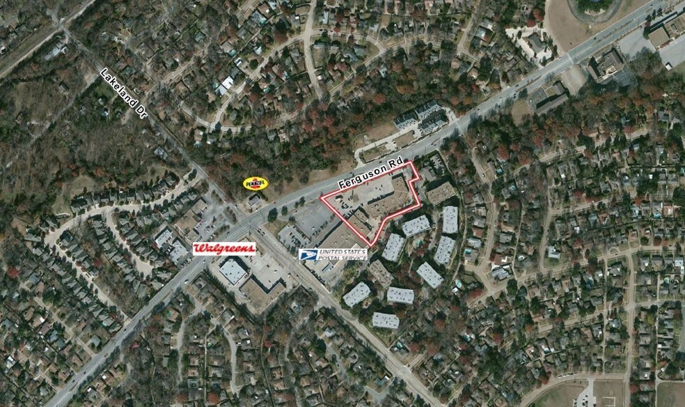 8686 Ferguson Rd, Dallas, TX à louer - Aérien - Image 2 de 15