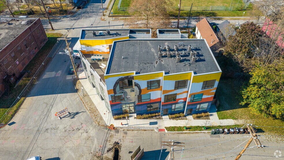 548 W State St, Columbus, OH à vendre - Photo du bâtiment - Image 2 de 6