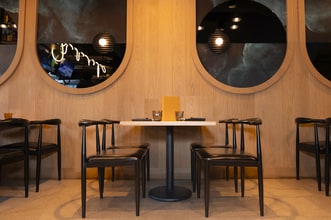 2000 Main St, Irvine, CA for lease Interior Photo- Image 2 of 6