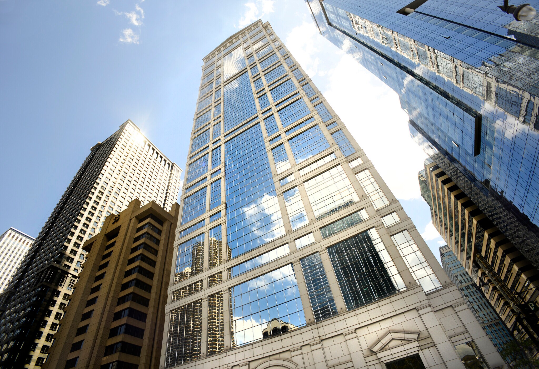 77 W Wacker Dr, Chicago, IL for lease Building Photo- Image 1 of 17