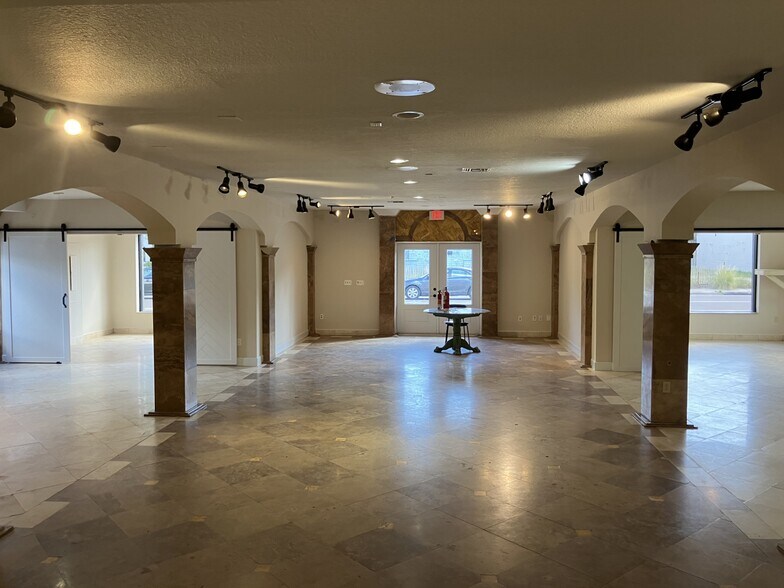 3109 W Bay To Bay Blvd, Tampa, FL à louer - Photo du bâtiment - Image 3 de 7