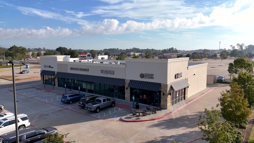 24510 Eastex Fwy, Kingwood, TX à louer - Vidéo sur l’inscription commerciale - Image 2 de 3