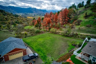 Plus de détails pour 140 Erin Ct, Roseburg, OR - Terrain à vendre