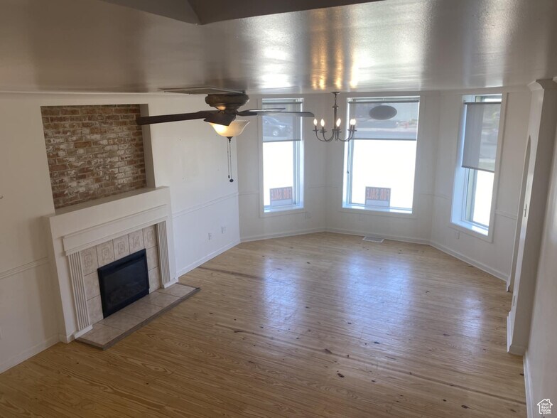 235 W Main St, Vernal, UT à vendre - Photo du bâtiment - Image 2 de 48
