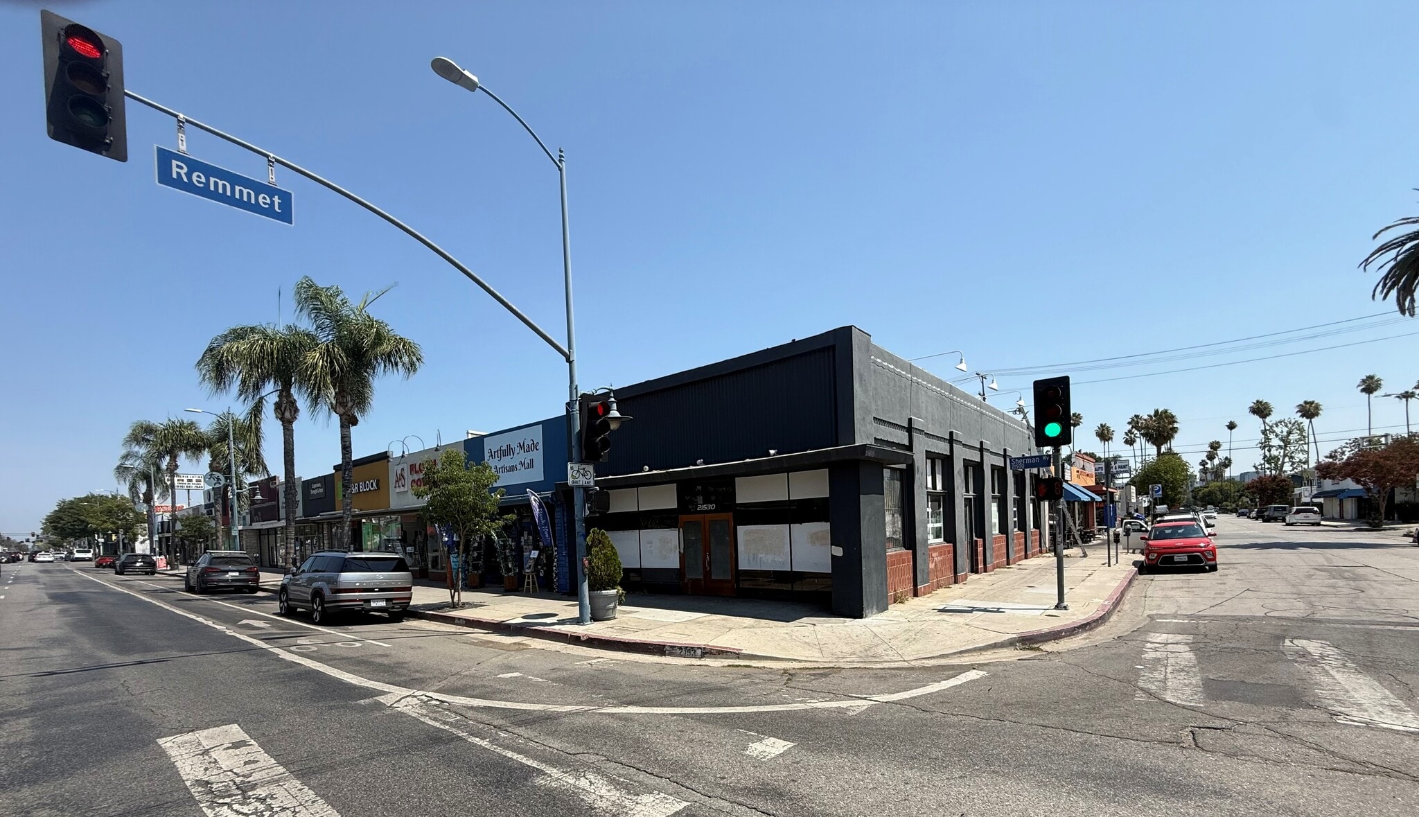 21530 Sherman Way, Canoga Park, CA for lease Building Photo- Image 1 of 3