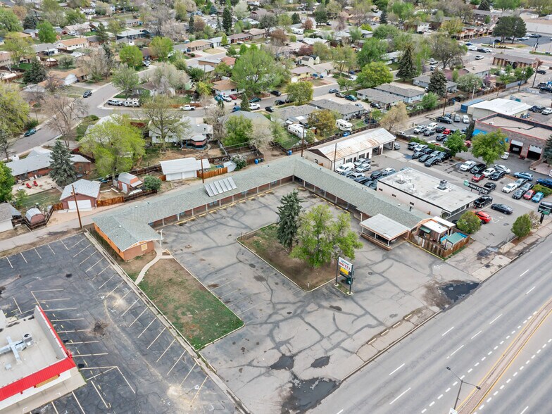 1027 E Eisenhower Blvd, Loveland, CO à vendre - Photo du bâtiment - Image 2 de 15