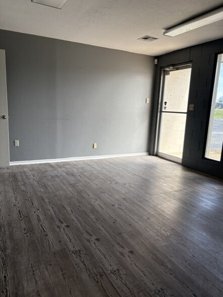 3920 Classen Blvd, Norman, OK à louer - Photo intérieure - Image 3 de 14