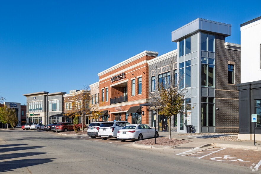 1631 SW Main St, Ankeny, IA à louer - Photo du bâtiment - Image 2 de 7