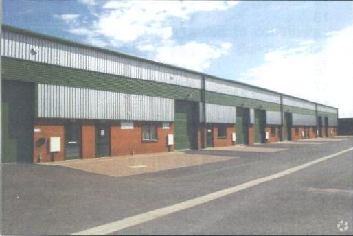 Wavell Dr, Lincoln à louer - Photo du bâtiment - Image 2 de 4