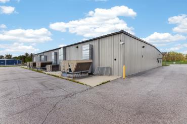 1312 Lake St, Niles, MI à vendre - Photo du bâtiment - Image 3 de 27