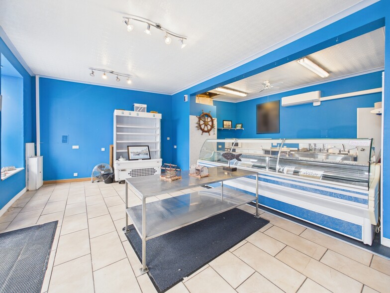 13 Market St, Ellon for sale - Building Photo - Image 3 of 5