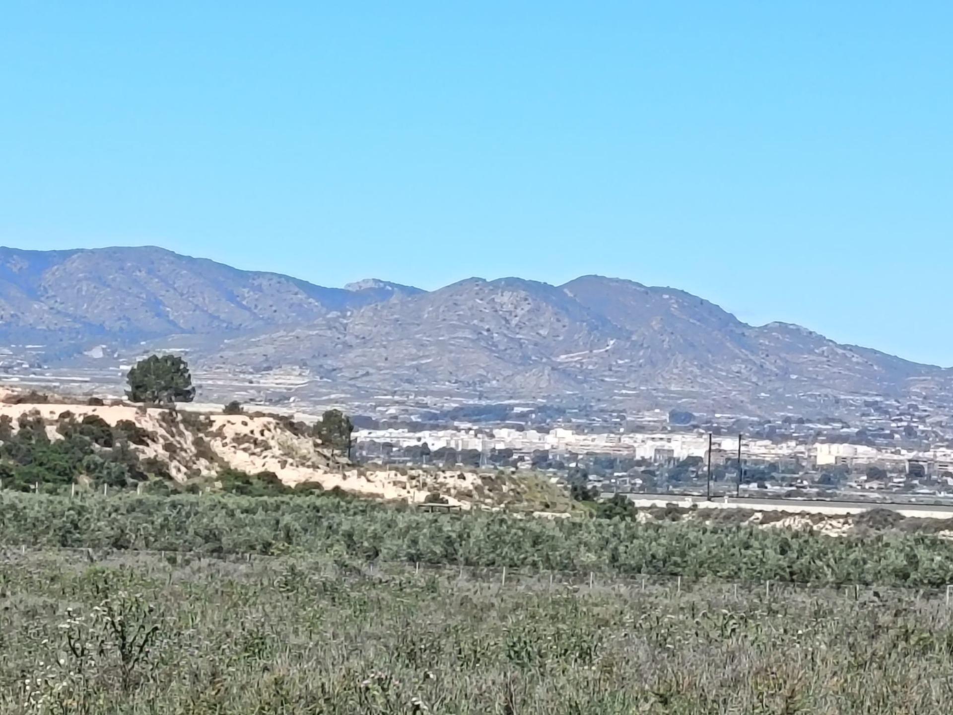 Terrain dans Monforte del Cid, Alicante à vendre Photo du bâtiment- Image 1 de 6