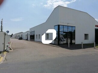 Plus de détails pour Bureau, Local d'activités à louer