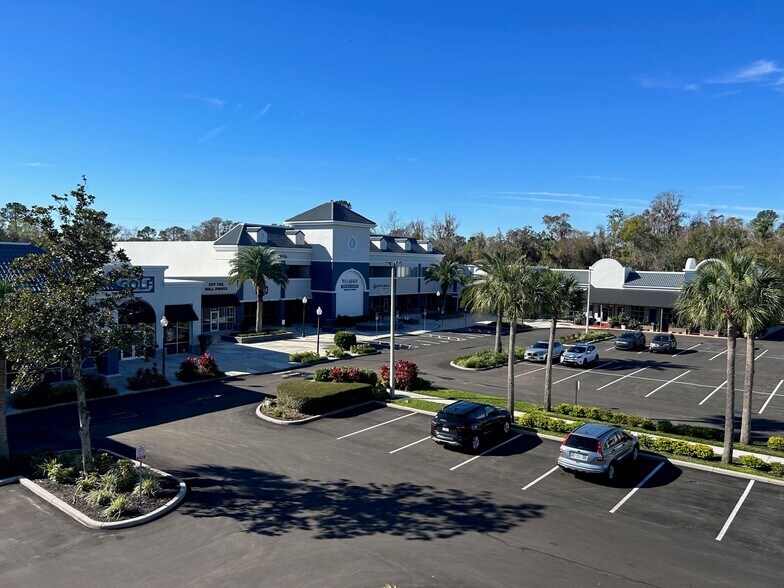 855 E State Road 434, Winter Springs, FL à louer - Photo du bâtiment - Image 3 de 6