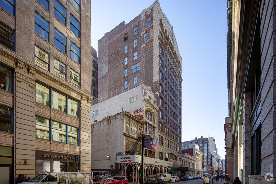 44 W 18th St, New York, NY for lease - Building Photo - Image 2 of 5