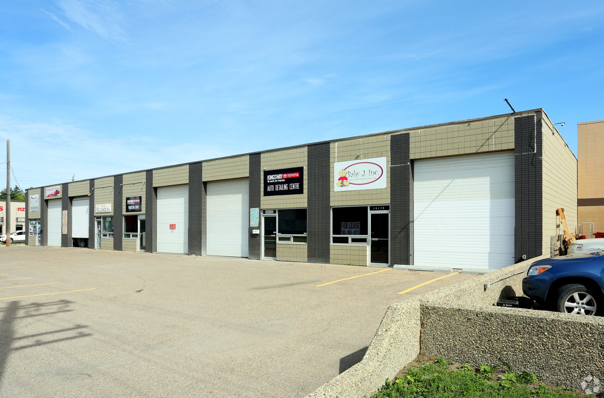 10122 127th Ave NW, Edmonton, AB à vendre Photo principale- Image 1 de 1