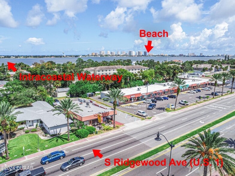 2017 S Ridgewood Ave, South Daytona, FL à vendre - Photo du bâtiment - Image 2 de 14