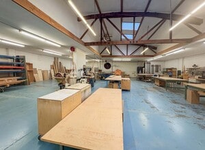 10 SE 10th Ave, Portland, OR for lease Interior Photo- Image 1 of 4