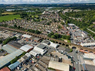 Plus de détails pour 1 Tadman St, Wakefield - Industriel à louer