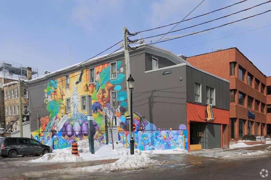 28-30 Ontario St S, Kitchener, ON for sale - Building Photo - Image 1 of 1