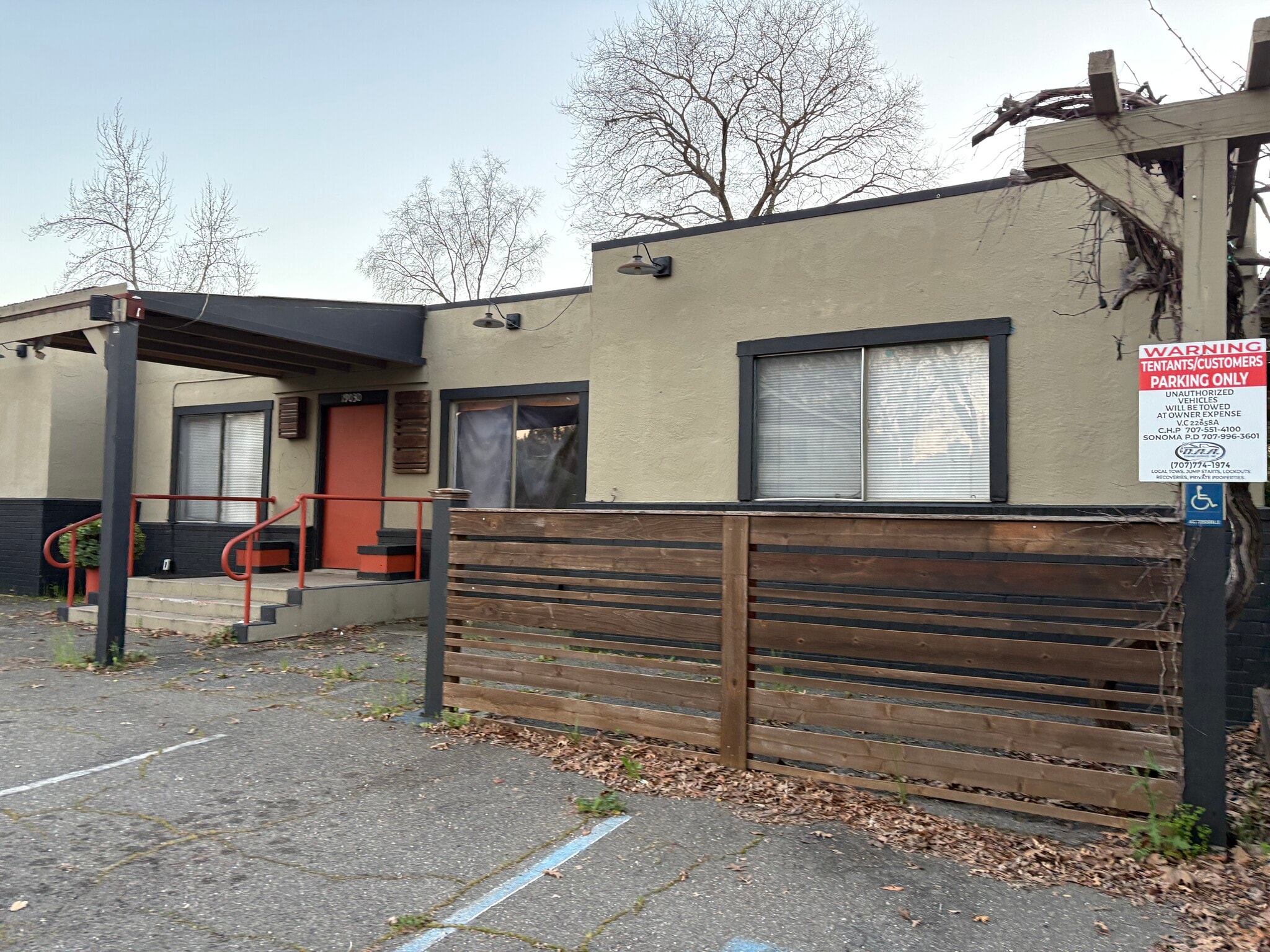 19030 Railroad Ave, Sonoma, CA for lease Interior Photo- Image 1 of 2