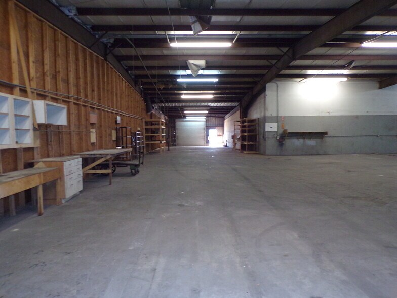 3511 Century Blvd, Lakeland, FL à louer - Photo du bâtiment - Image 3 de 15