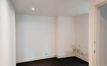 77 West St, Tavistock for lease Interior Photo- Image 2 of 3