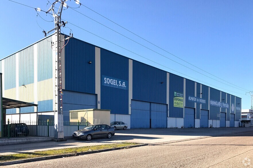 Calle la Cerámica, 234, Talavera de la Reina, Toledo à vendre - Photo du bâtiment - Image 2 de 10