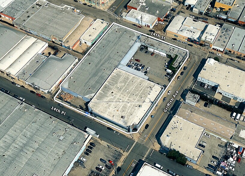 DTLA Manufacturing/Warehouse w/ Parking portefeuille de 2 propriétés à vendre sur LoopNet.ca - Aérien - Image 3 de 23