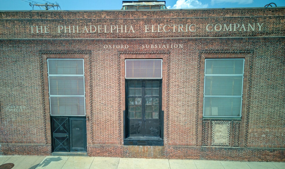 1835 W Oxford St, Philadelphia, PA for sale - Building Photo - Image 1 of 7