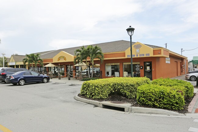 More details for 975-997 3rd Ave N, Naples, FL - Office/Retail, Retail for Lease
