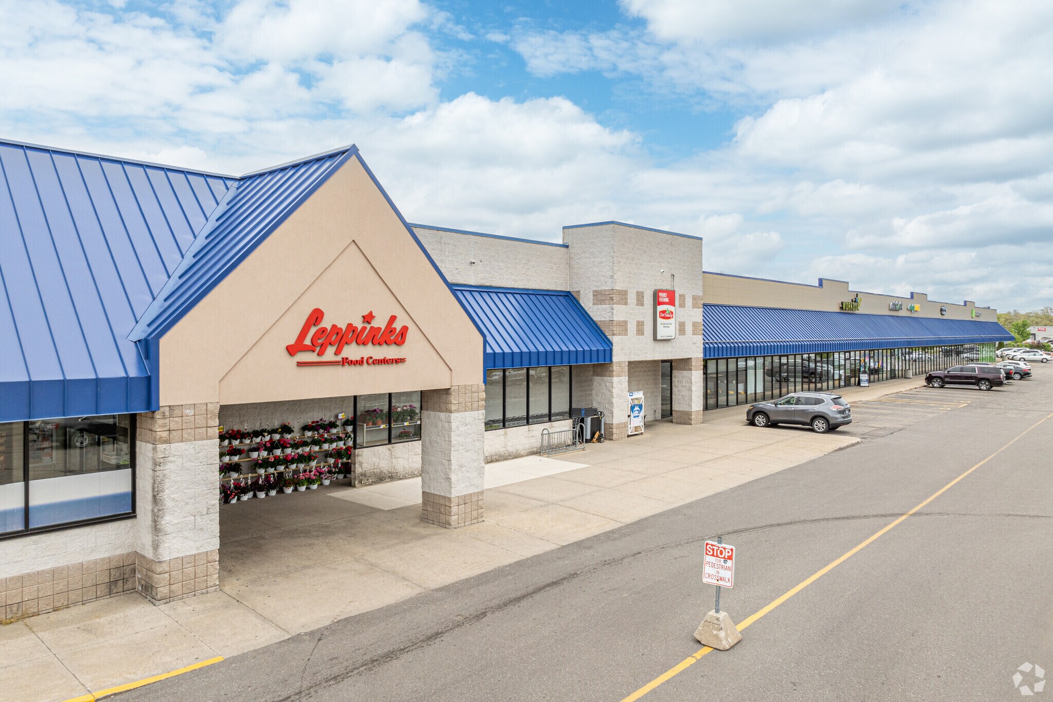 147-193 W River Valley Dr, Newaygo, MI for lease Primary Photo- Image 1 of 12