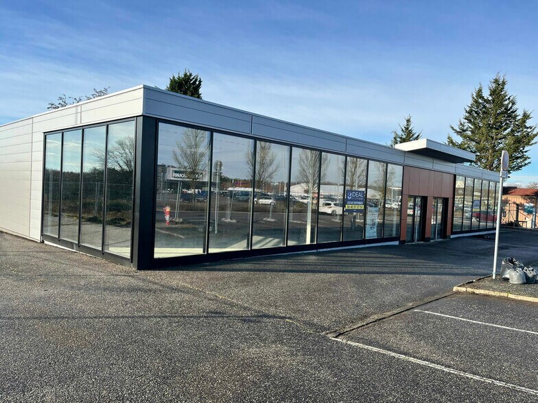Retail in Haguenau for lease - Building Photo - Image 1 of 12