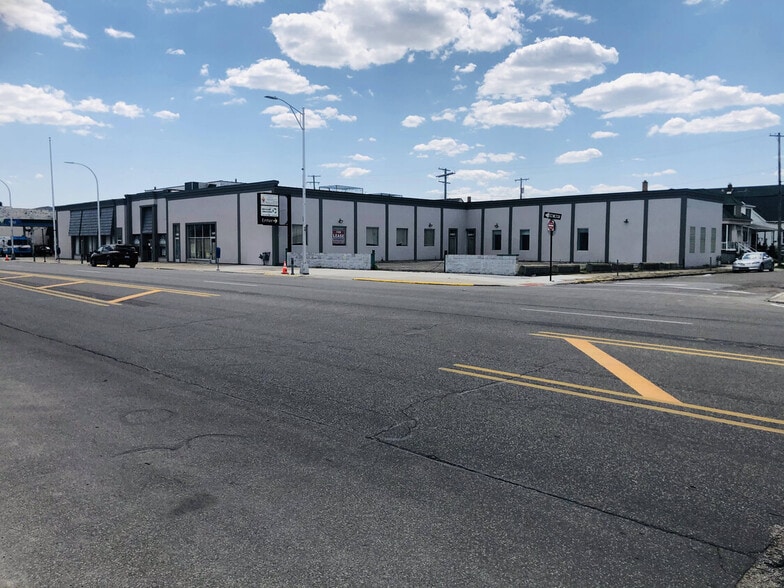 12101 Joseph Campau St, Hamtramck, MI for lease - Building Photo - Image 2 of 13