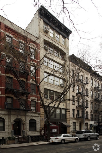 9 Jones St, New York, NY à vendre - Photo du bâtiment - Image 3 de 4