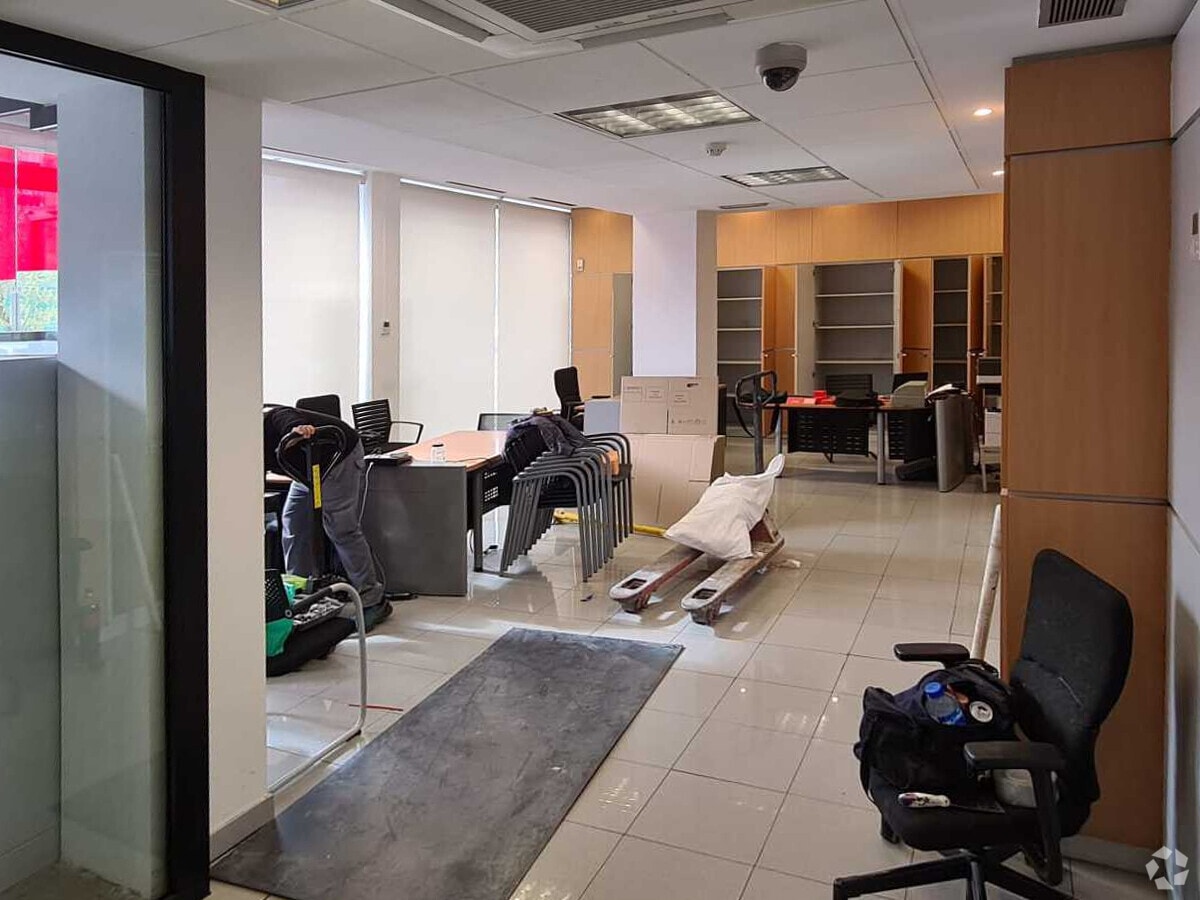 Alcorcón, MAD 28925 - - - Interior Photo - Image 2 of 8