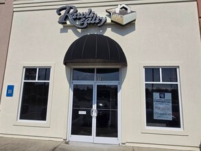 790 Veterans Pky, Hinesville, GA à louer Photo intérieure- Image 1 de 8