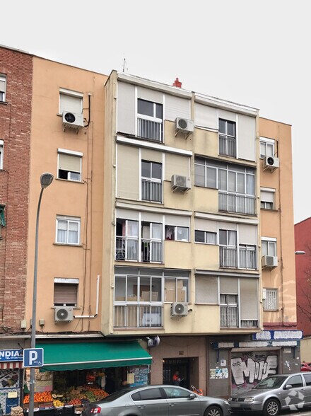 Calle Del Castillo De Simancas, 22, Madrid, Madrid for lease - Building Photo - Image 2 of 2