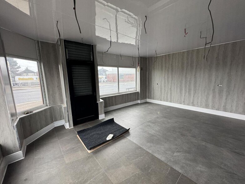 163 Stoneferry Road, Hull for sale - Building Photo - Image 2 of 11