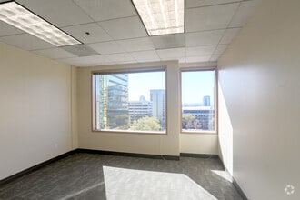 160 W Santa Clara St, San Jose, CA for lease Interior Photo- Image 2 of 3