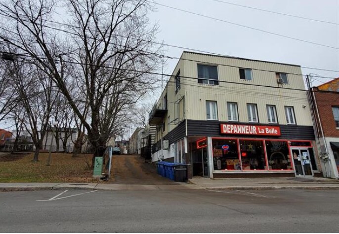 501 Rue Labelle, St-Jérôme, QC for sale - Primary Photo - Image 1 of 1
