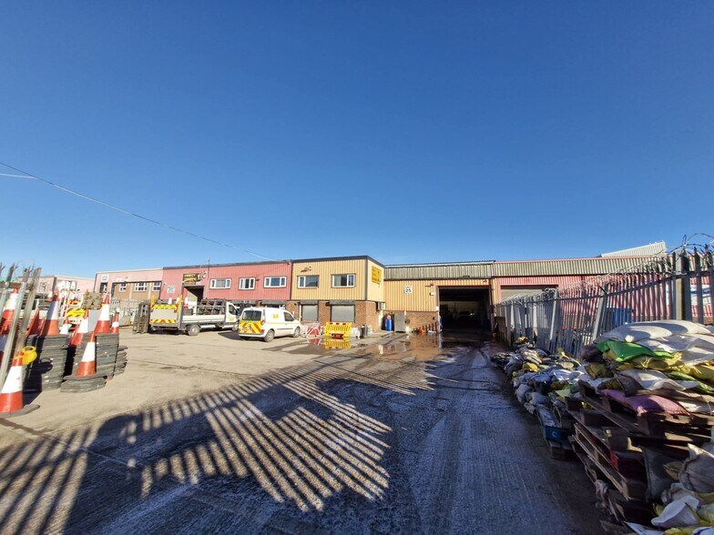 King Edward Rd, Thorne à vendre - Photo du bâtiment - Image 2 de 7