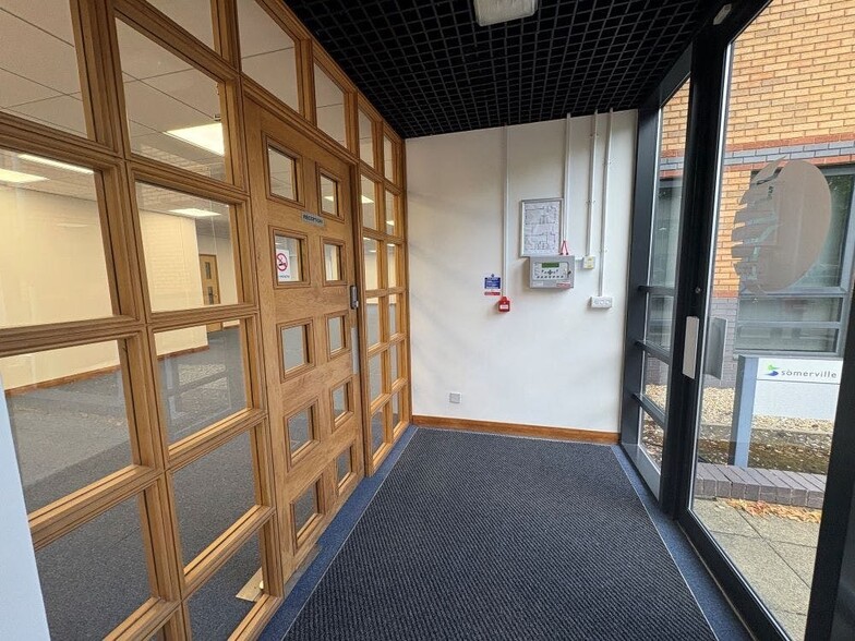 Trinity Way, Banbury for lease - Building Photo - Image 3 of 55