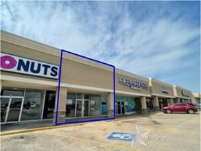 5312-5340 NW Cache Rd, Lawton, OK à louer Photo du bâtiment- Image 1 de 2