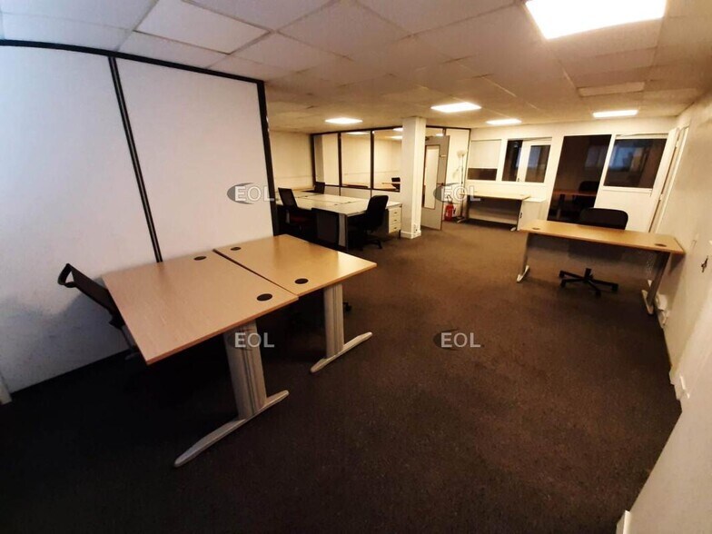 Bureau dans Châtillon à louer - Photo intérieure - Image 2 de 10