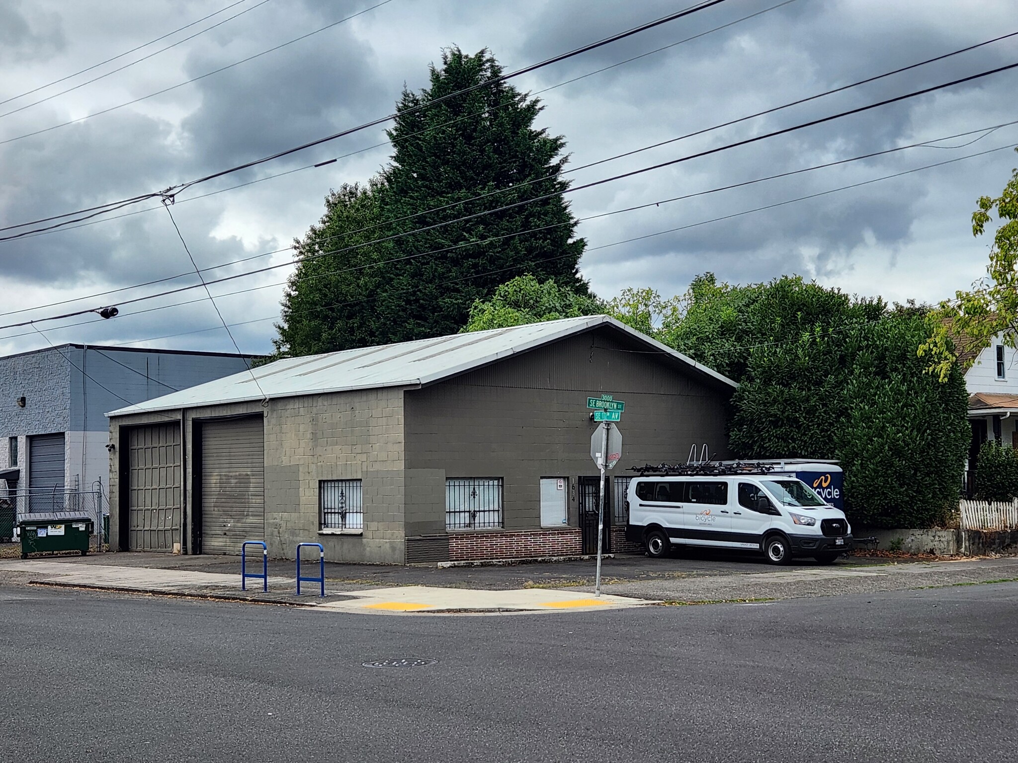 1634 SE Brooklyn St, Portland, OR for sale Building Photo- Image 1 of 7