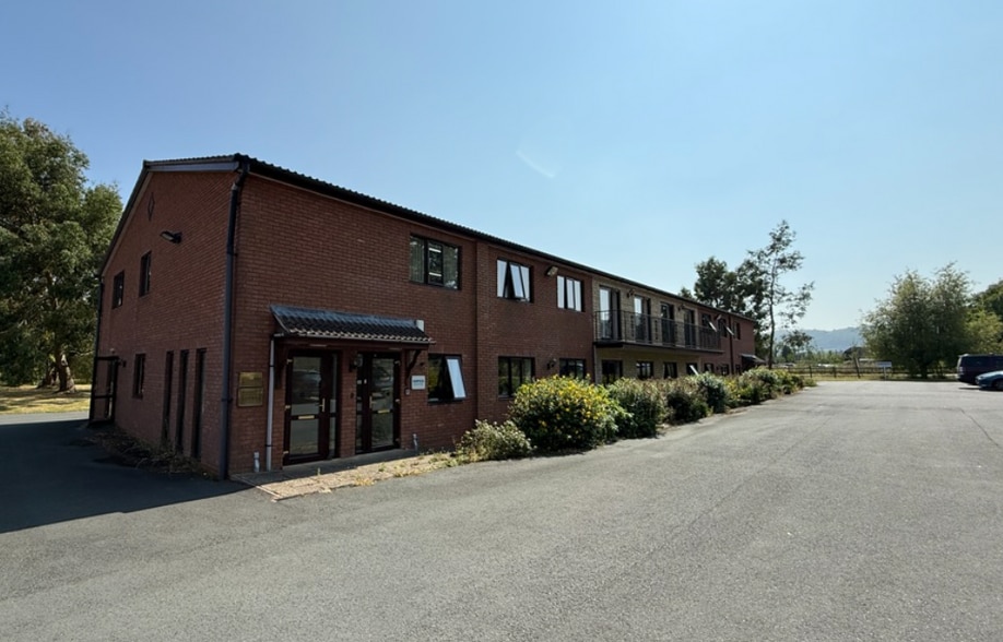 Willow End Park, Welland for lease - Building Photo - Image 3 of 3