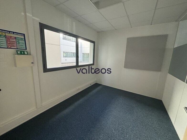 Office in Blagnac for lease - Building Photo - Image 2 of 10